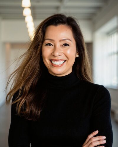 Dr Tracy Hutchinson Author